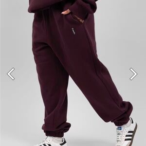 NEW Comfrt Standard Sweatpants Small